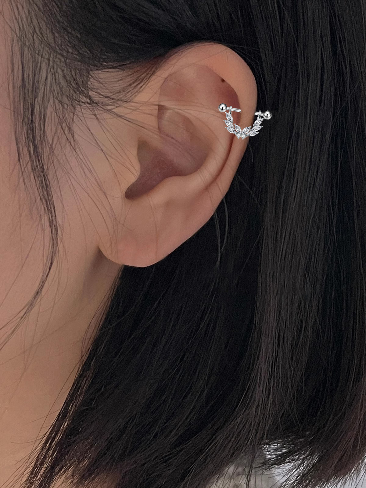 SE4018 1对女士耳环 时尚不锈钢镶嵌锆石马眼太阳花蝴蝶穿刺拧螺丝耳骨钉 朋克穿刺日常配饰