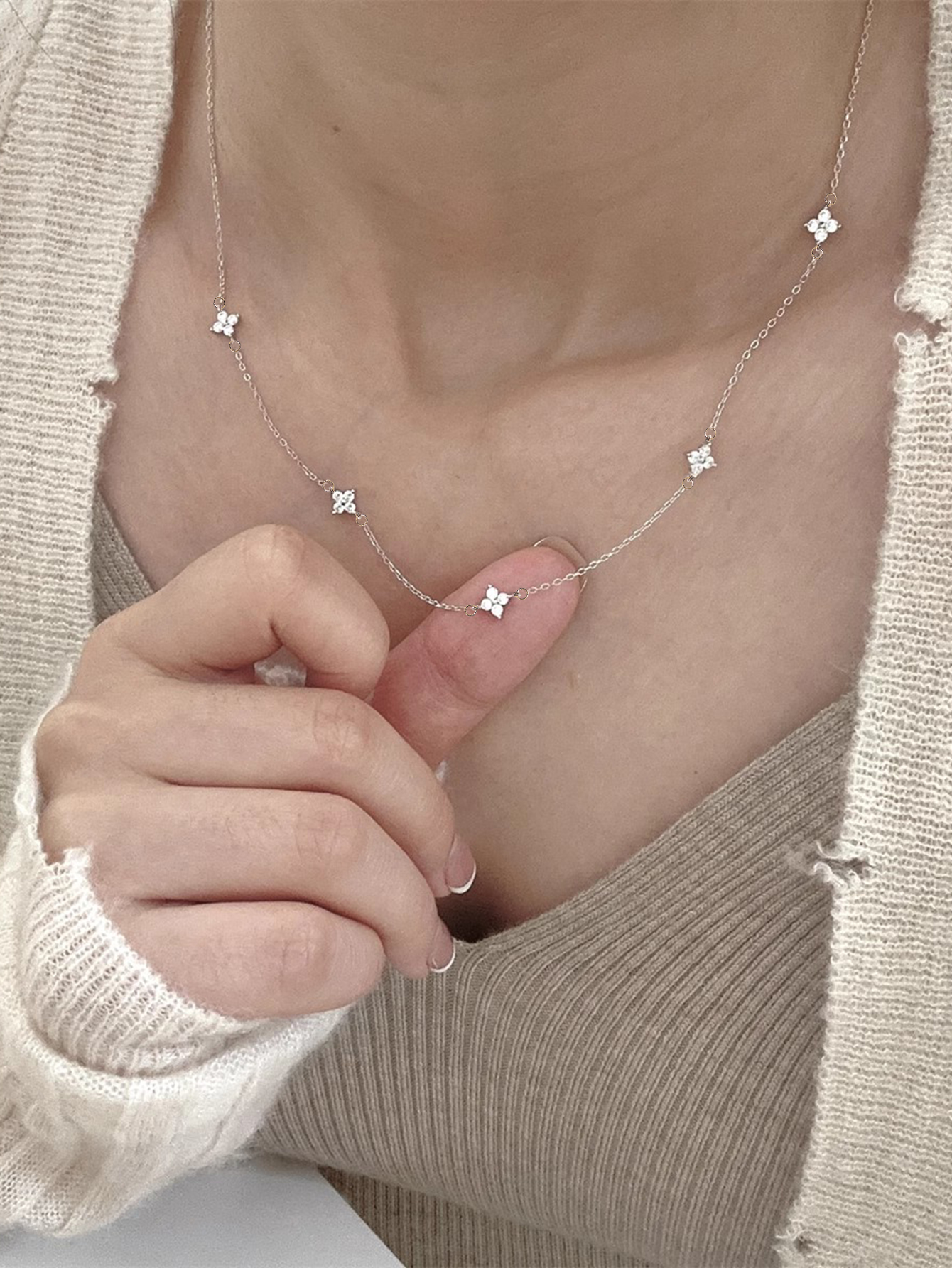 SE3988-B 1条女士项链 叠戴风 春夏流苏铜镶嵌锆石四叶草项链 日常礼品饰品（无礼盒）