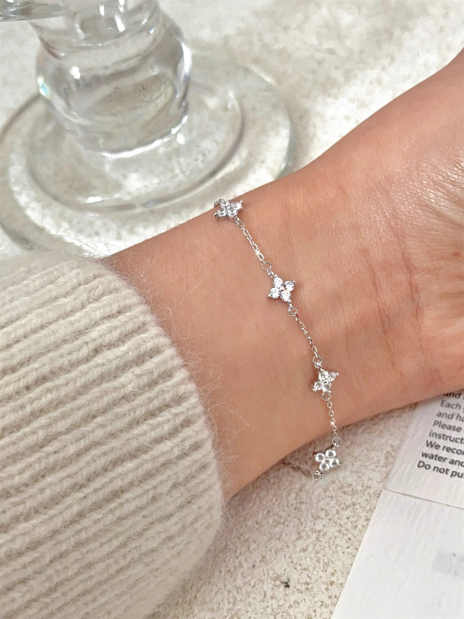 SE3987-B 1条女士手链 叠戴风 春夏流苏铜镶嵌锆石四叶草手链 日常礼品饰品（无礼盒）